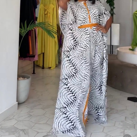 Coverup/Jumpsuit one sz fits most - Picture 4 of 17